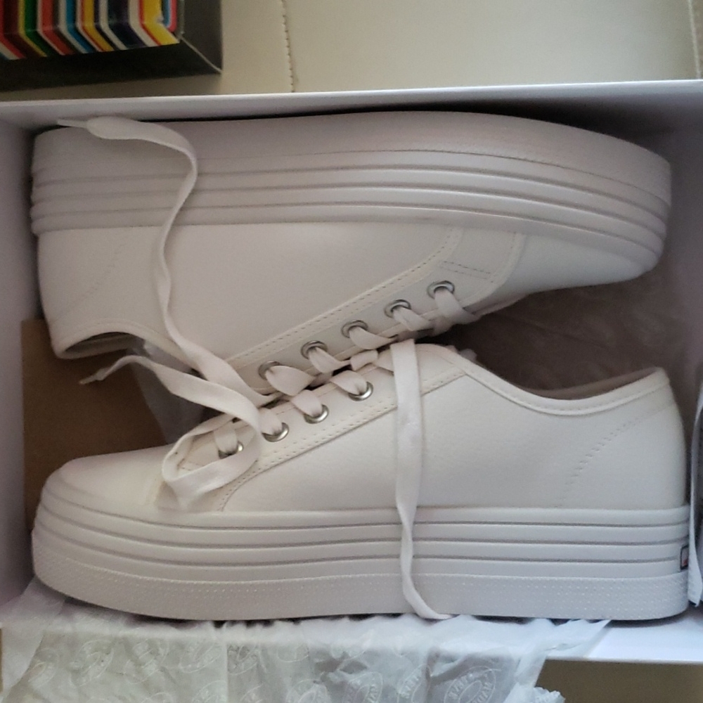 Platform white sneakers